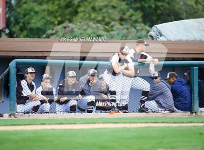 Thumbnail 3 in Loyola @ Crespi photogallery.