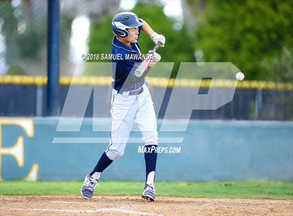 Thumbnail 1 in Loyola @ Crespi photogallery.