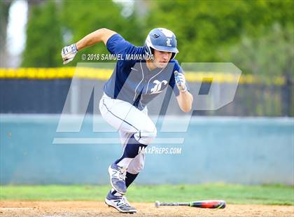 Thumbnail 3 in Loyola @ Crespi photogallery.