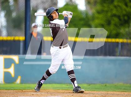Thumbnail 3 in Loyola @ Crespi photogallery.