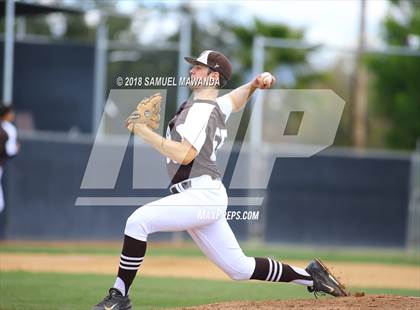 Thumbnail 1 in Loyola @ Crespi photogallery.