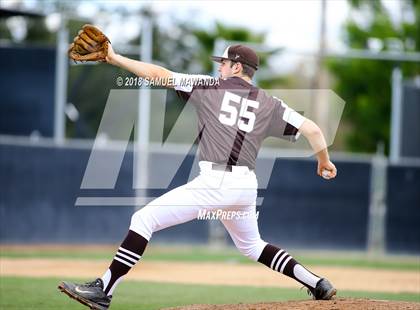 Thumbnail 3 in Loyola @ Crespi photogallery.
