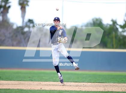 Thumbnail 1 in Loyola @ Crespi photogallery.