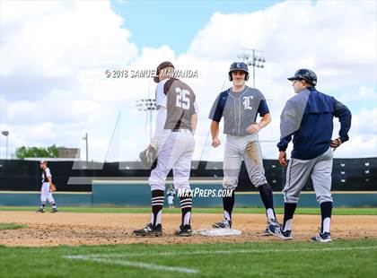 Thumbnail 3 in Loyola @ Crespi photogallery.