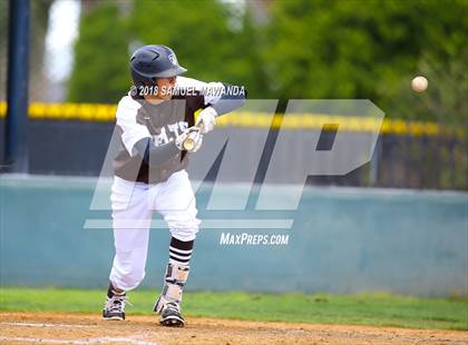 Thumbnail 2 in Loyola @ Crespi photogallery.