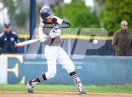 Thumbnail 2 in Loyola @ Crespi photogallery.