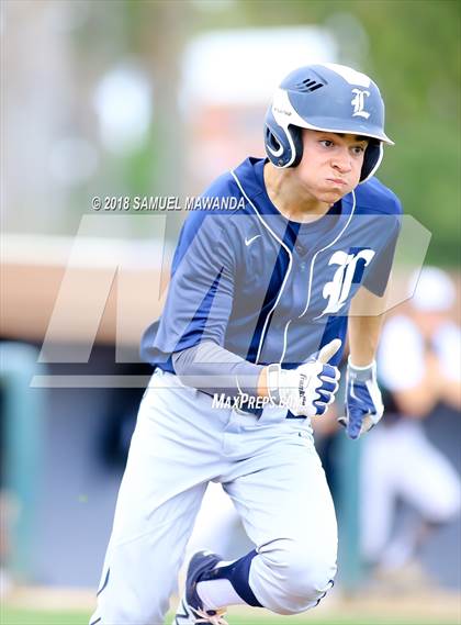 Thumbnail 1 in Loyola @ Crespi photogallery.