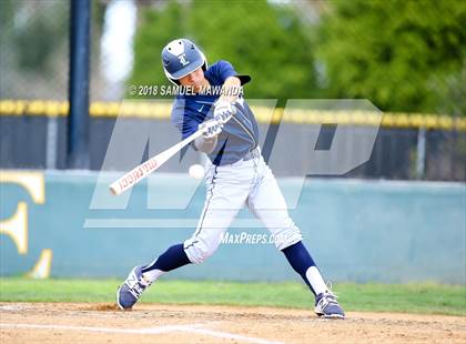 Thumbnail 3 in Loyola @ Crespi photogallery.