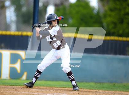 Thumbnail 2 in Loyola @ Crespi photogallery.