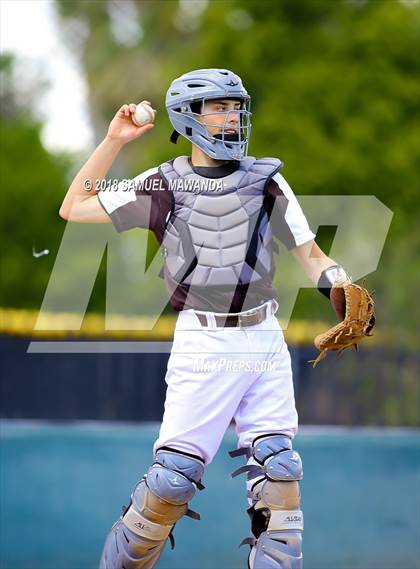 Thumbnail 3 in Loyola @ Crespi photogallery.