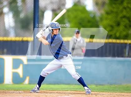 Thumbnail 3 in Loyola @ Crespi photogallery.