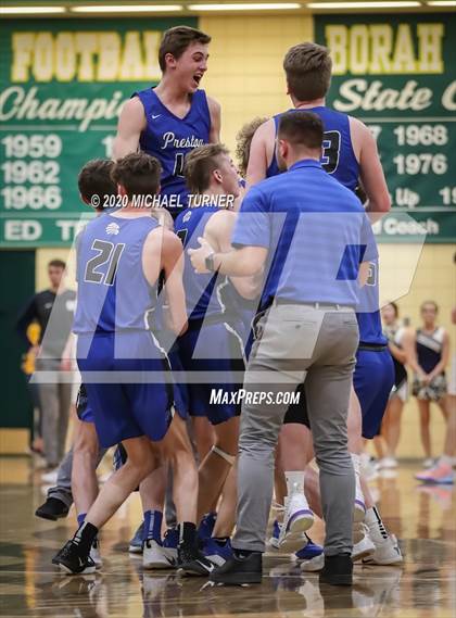 Thumbnail 3 in Middleton vs. Preston (4A Semi-Final) photogallery.