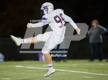Thumbnail 3 in Lake Braddock @ Westfield photogallery.