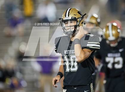 Thumbnail 3 in Lake Braddock @ Westfield photogallery.