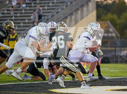 Thumbnail 2 in Lake Braddock @ Westfield photogallery.