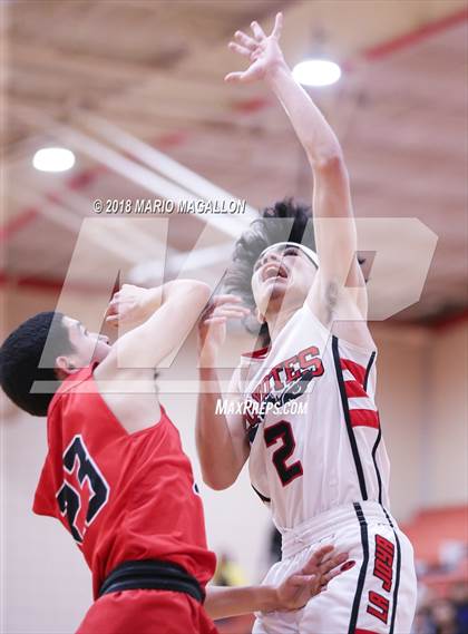 Thumbnail 2 in Sharyland vs. La Joya photogallery.