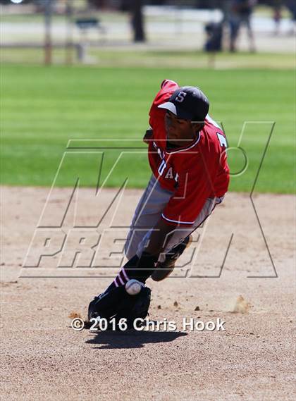 Thumbnail 2 in Bellflower vs. Sahuaro (Lancer Baseball Classic) photogallery.