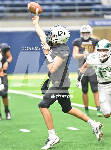 Thumbnail 3 in Flagstaff vs. Greenway (Kick-Off Classic) photogallery.