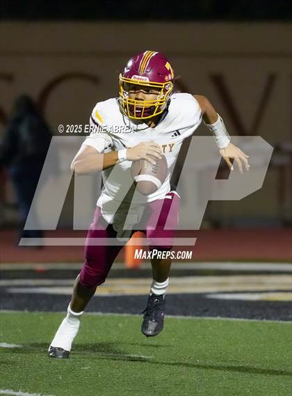 Thumbnail 2 in Liberty @ Pittsburg (CIF NCS D1 Quarterfinals) photogallery.