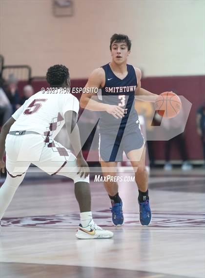 Thumbnail 1 in Smithtown West @ Bay Shore photogallery.