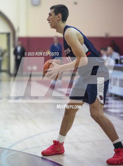 Thumbnail 2 in Smithtown West @ Bay Shore photogallery.
