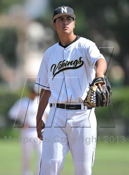 Thumbnail 3 in Northview vs. Oaks Christian (CIF-SS D4 Quarterfinal) photogallery.