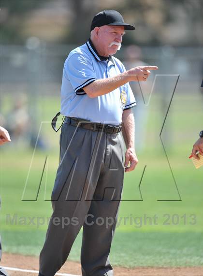 Thumbnail 3 in Northview vs. Oaks Christian (CIF-SS D4 Quarterfinal) photogallery.