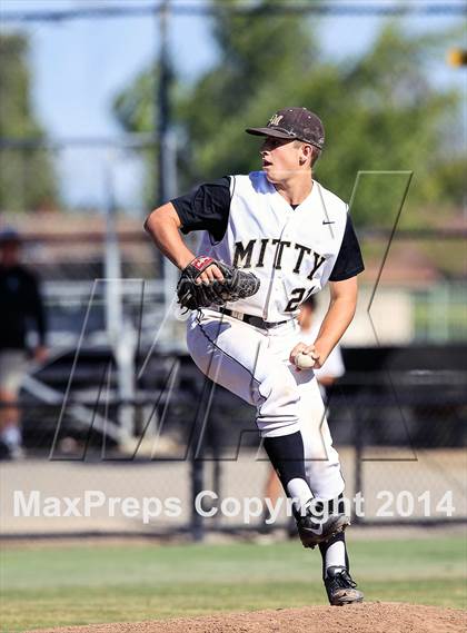 Thumbnail 1 in Valley Christian @ Archbishop Mitty photogallery.
