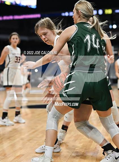 Thumbnail 3 in Robert Lee vs Neches (UIL 1A State Semifinal) photogallery.