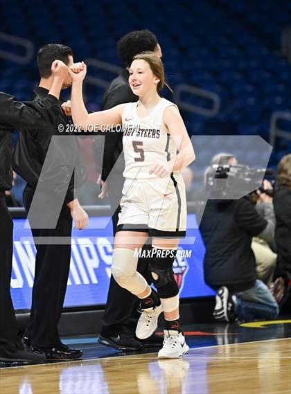 Thumbnail 2 in Robert Lee vs Neches (UIL 1A State Semifinal) photogallery.
