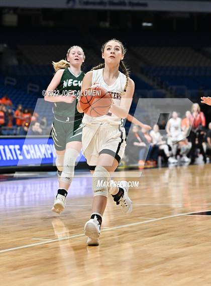 Thumbnail 3 in Robert Lee vs Neches (UIL 1A State Semifinal) photogallery.