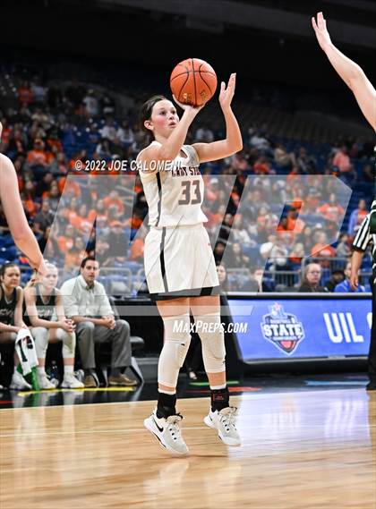 Thumbnail 2 in Robert Lee vs Neches (UIL 1A State Semifinal) photogallery.