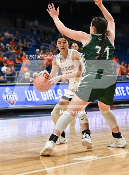 Thumbnail 2 in Robert Lee vs Neches (UIL 1A State Semifinal) photogallery.