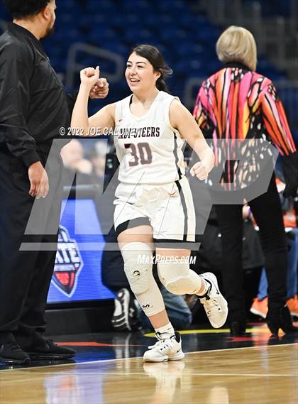Thumbnail 3 in Robert Lee vs Neches (UIL 1A State Semifinal) photogallery.