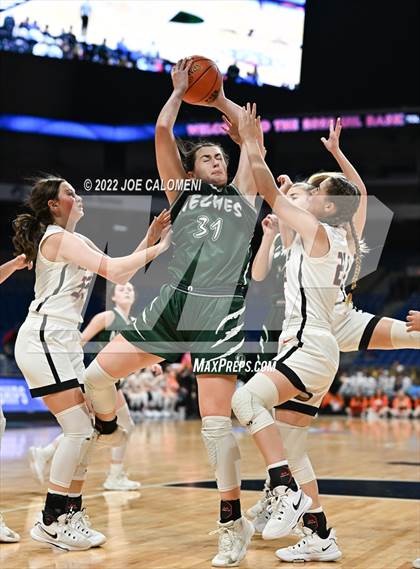 Thumbnail 3 in Robert Lee vs Neches (UIL 1A State Semifinal) photogallery.