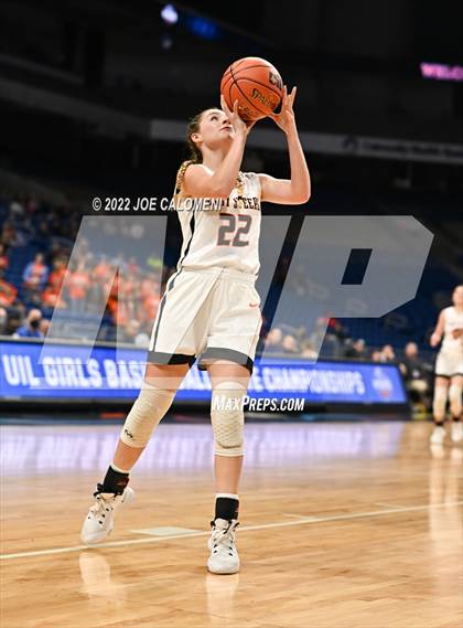 Thumbnail 2 in Robert Lee vs Neches (UIL 1A State Semifinal) photogallery.