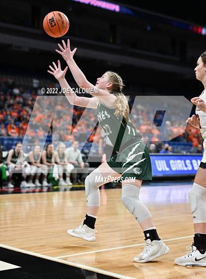 Thumbnail 3 in Robert Lee vs Neches (UIL 1A State Semifinal) photogallery.
