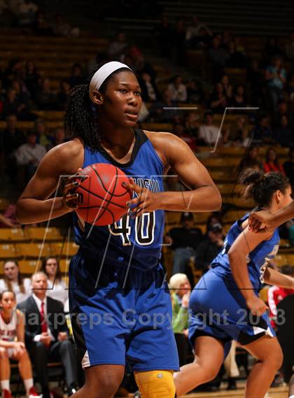 Thumbnail 1 in Regis Jesuit vs. Grandview (CHSAA 5A Final Four) photogallery.