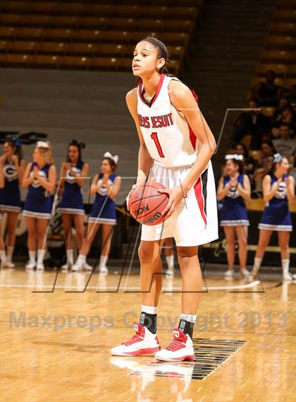 Thumbnail 2 in Regis Jesuit vs. Grandview (CHSAA 5A Final Four) photogallery.
