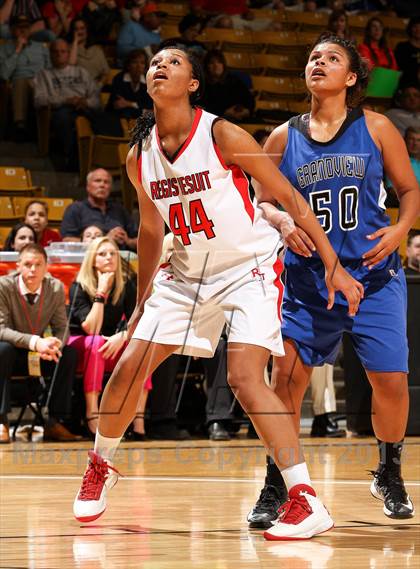 Thumbnail 1 in Regis Jesuit vs. Grandview (CHSAA 5A Final Four) photogallery.