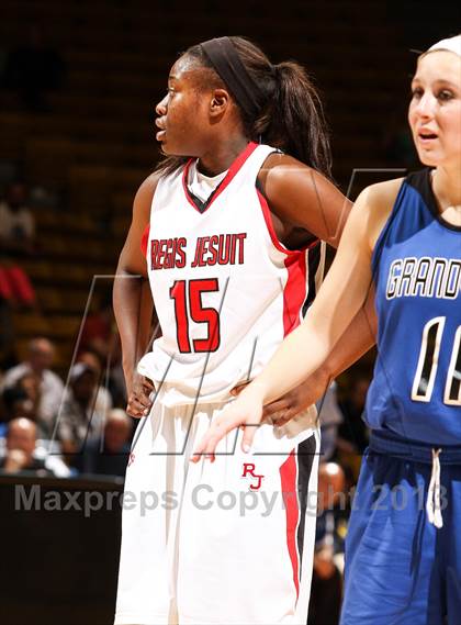 Thumbnail 1 in Regis Jesuit vs. Grandview (CHSAA 5A Final Four) photogallery.