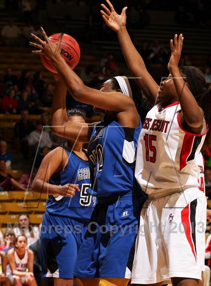 Thumbnail 3 in Regis Jesuit vs. Grandview (CHSAA 5A Final Four) photogallery.