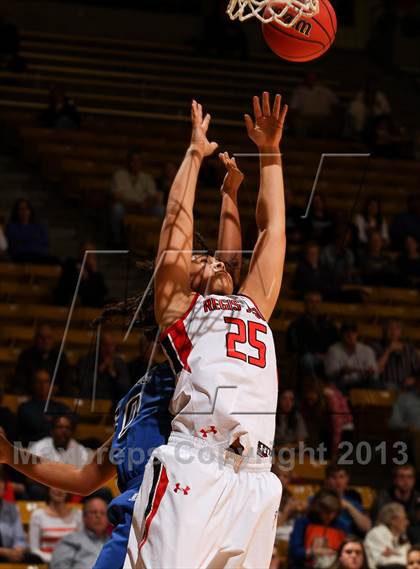 Thumbnail 1 in Regis Jesuit vs. Grandview (CHSAA 5A Final Four) photogallery.