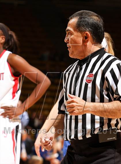 Thumbnail 3 in Regis Jesuit vs. Grandview (CHSAA 5A Final Four) photogallery.