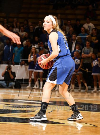 Thumbnail 2 in Regis Jesuit vs. Grandview (CHSAA 5A Final Four) photogallery.