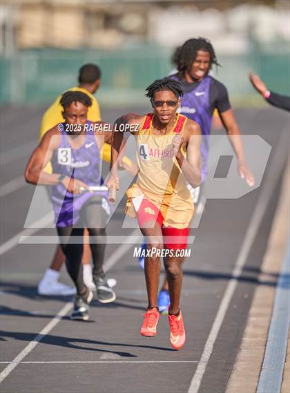 Thumbnail 3 in Lamar CISD Relays (4x400M) photogallery.