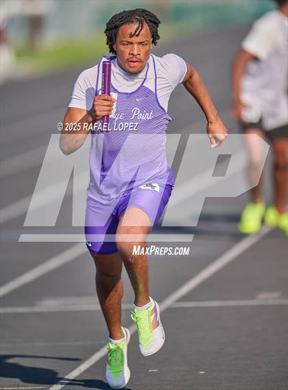 Thumbnail 2 in Lamar CISD Relays (4x400M) photogallery.