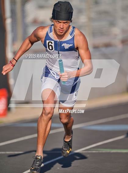 Thumbnail 2 in Lamar CISD Relays (4x400M) photogallery.