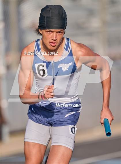 Thumbnail 3 in Lamar CISD Relays (4x400M) photogallery.