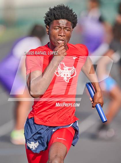 Thumbnail 2 in Lamar CISD Relays (4x400M) photogallery.